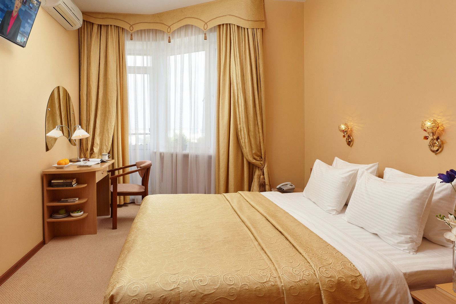 Номер категории "Бизнес" в отеле