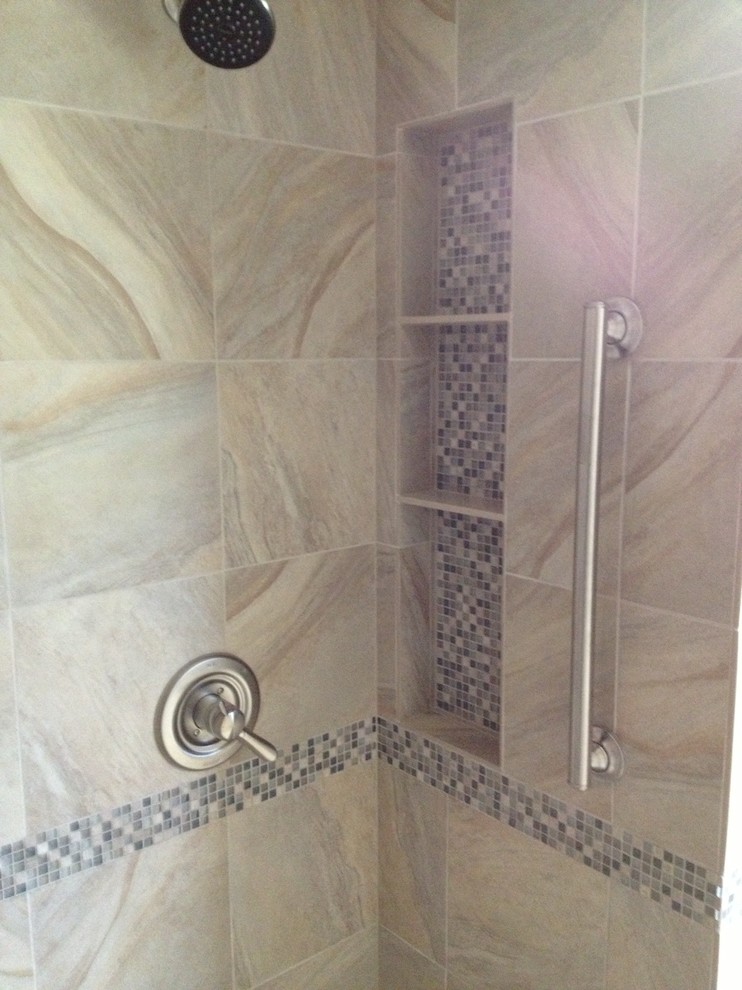 Alcove shower - mid-sized transitional marble tile alcove shower idea