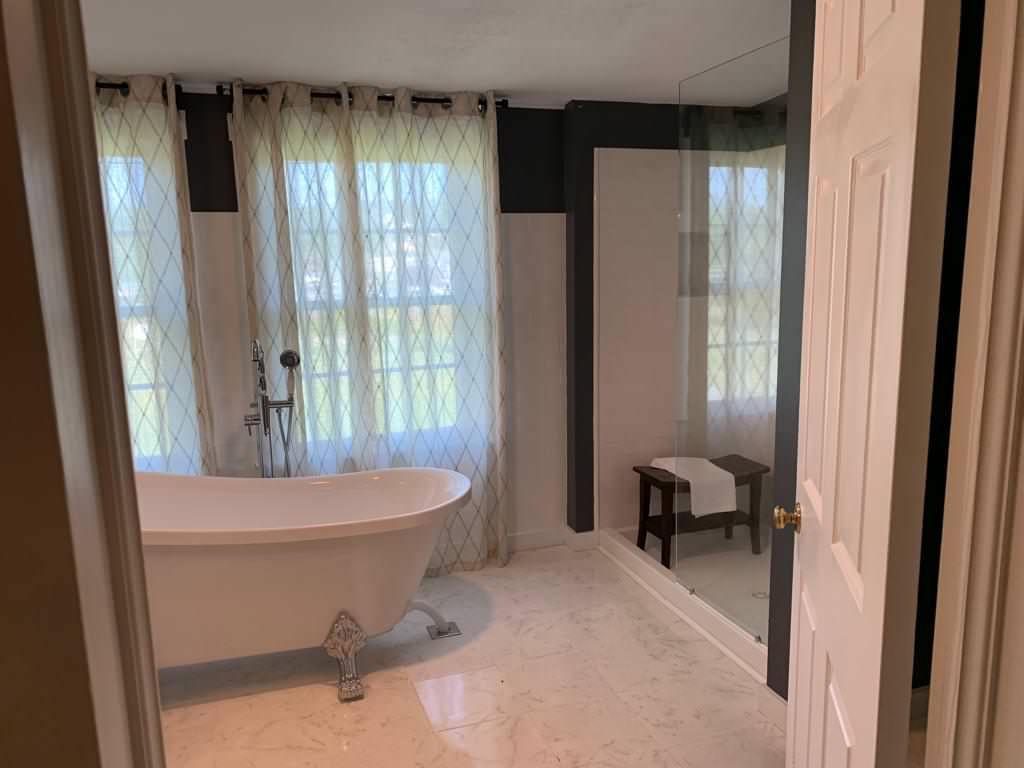 B&B Hawksbill Luray