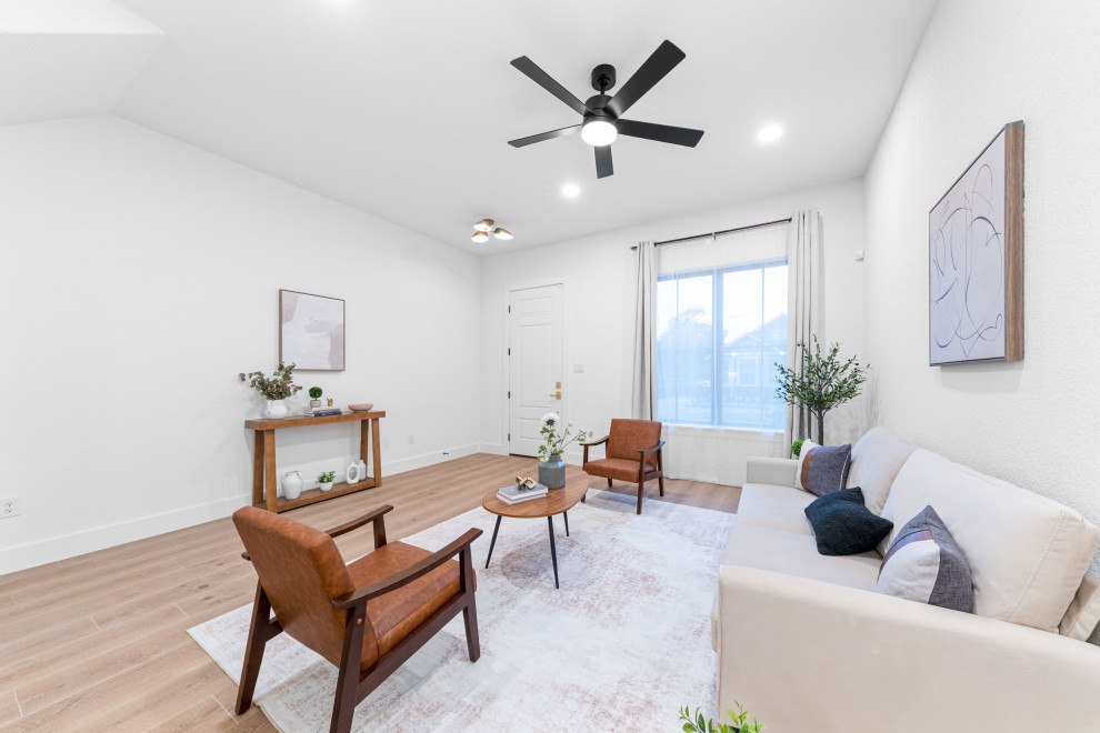 1722 N Olive