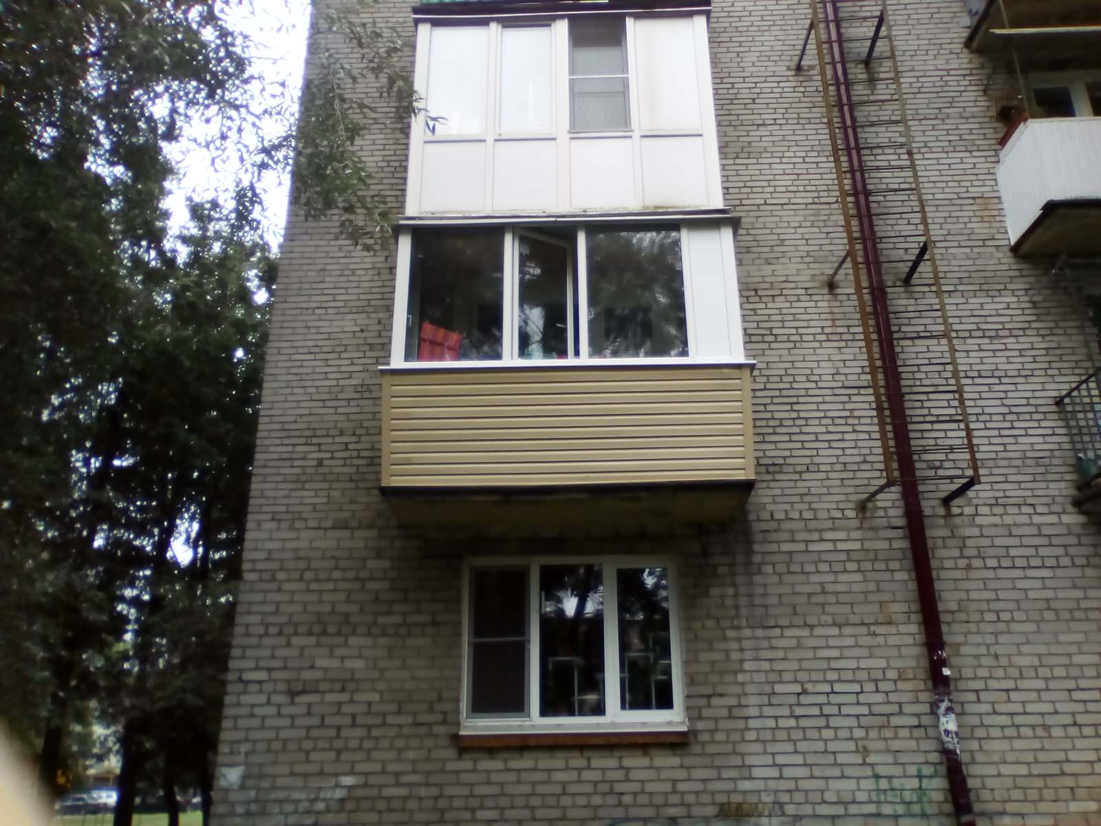 Балкон "с выносом"