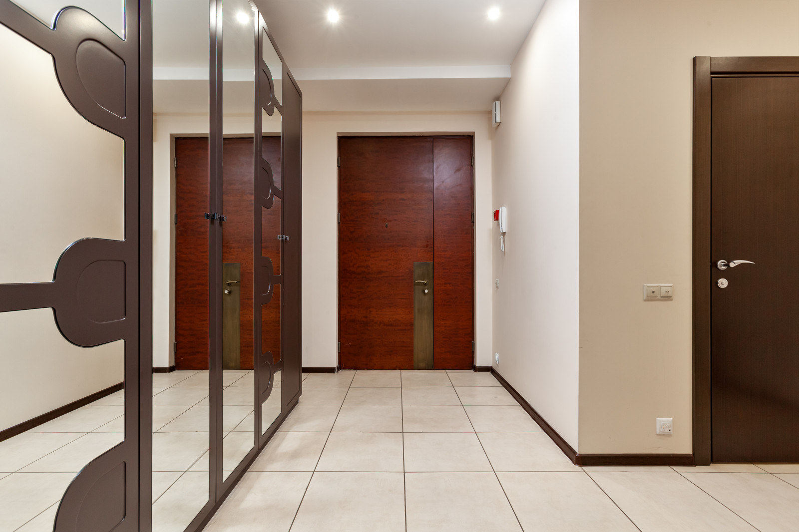 Апартаменты в башне "Москва"