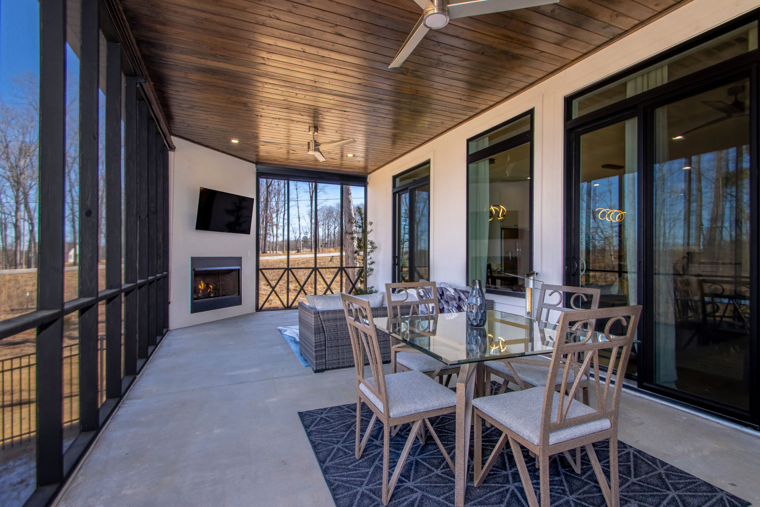 Hunter Lee Residence