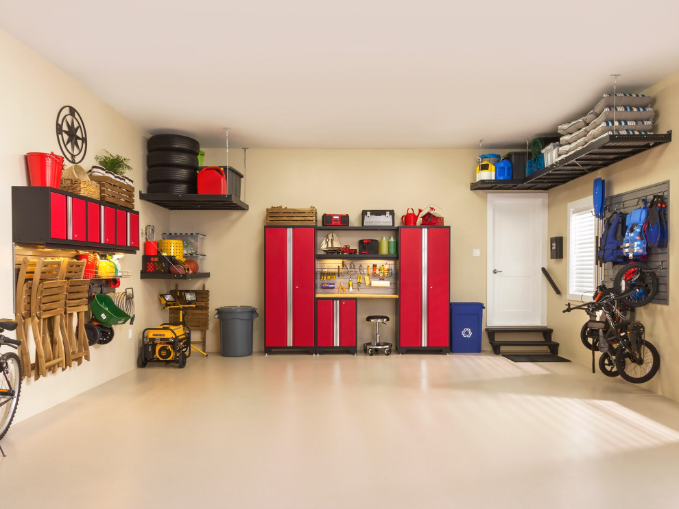 Photo of a modern garage in Toronto.