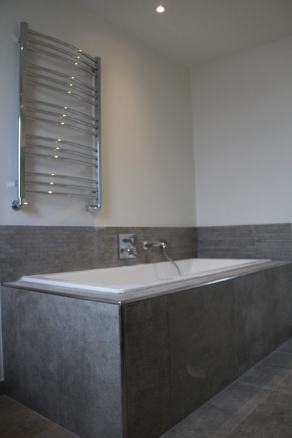 Special huse modern-bathroom