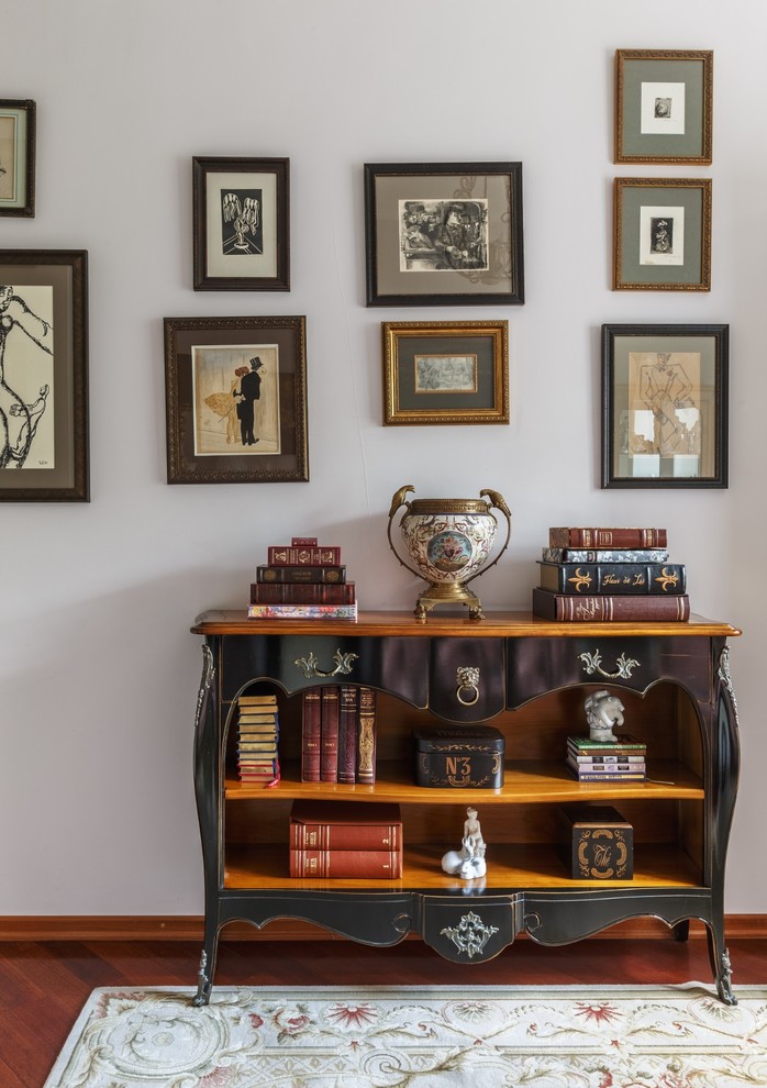 Классический интерьер - антиквариат