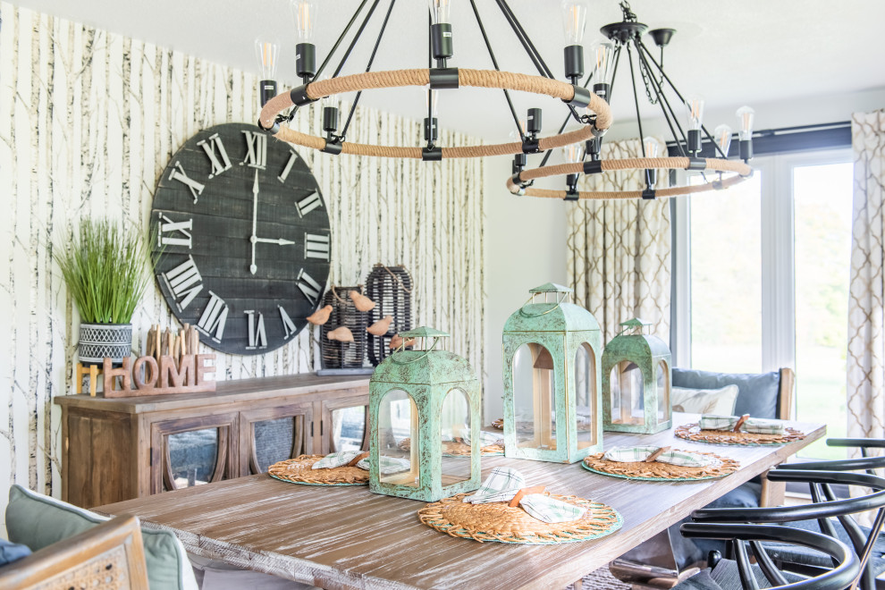 Home design - transitional home design idea in Toronto