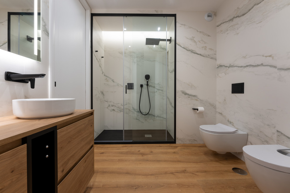 Atico "capricho" con algunos muebles de familia.
