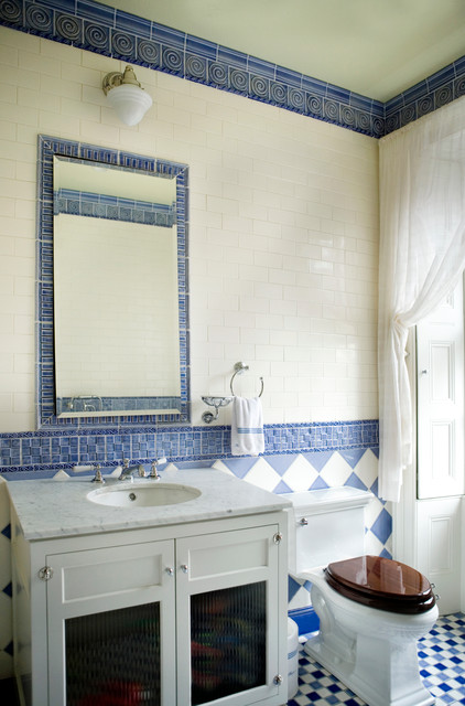 BATHING american-traditional-bathroom