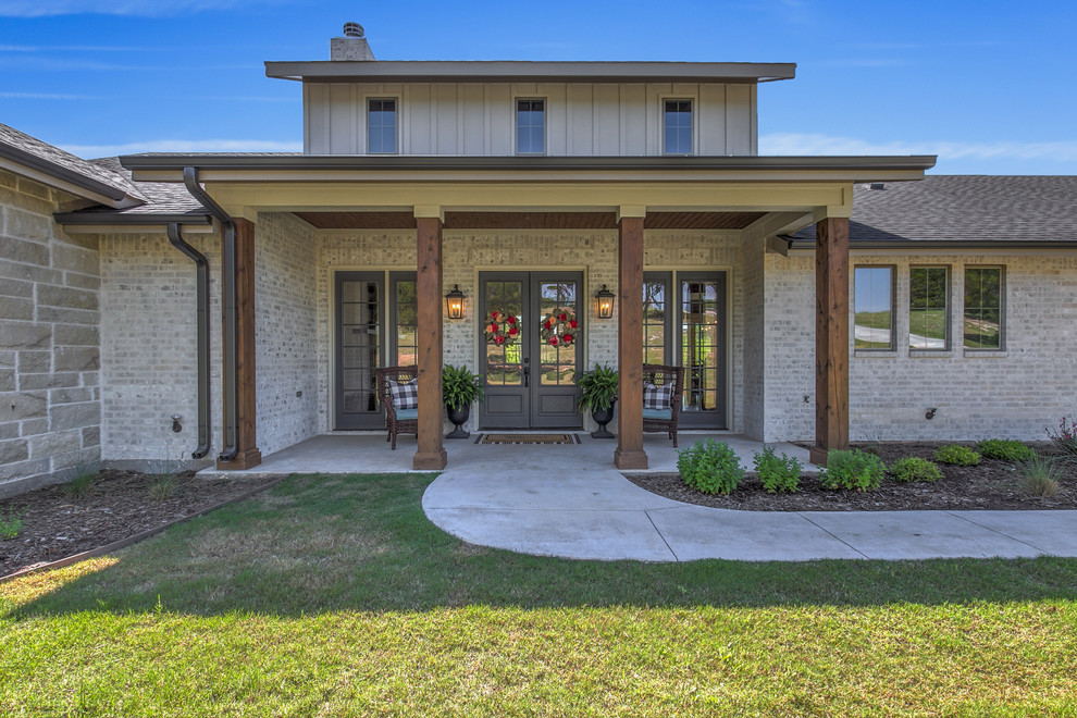Hill Country Farmhouse Farmhouse Exterior Dallas Hill Country Farmhouse Farmhouse Exterior Dallas