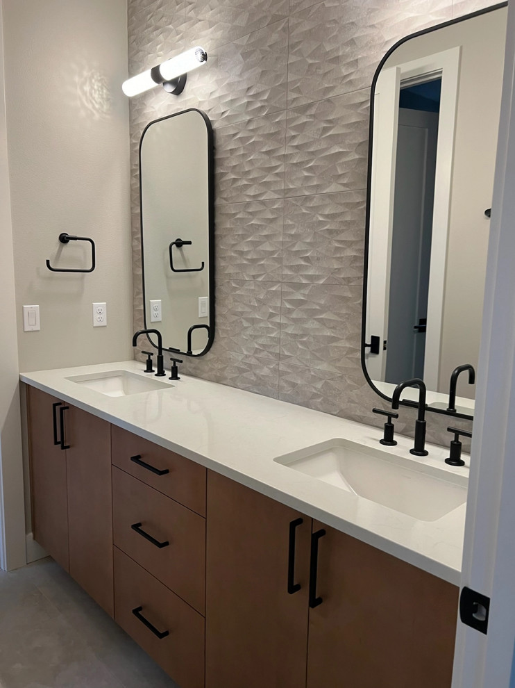 Inspiration for a contemporary bathroom remodel in Seattle