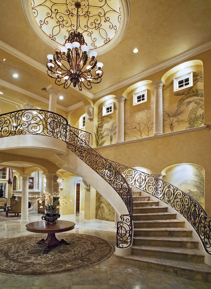 Photo of a traditional curved staircase in Miami.