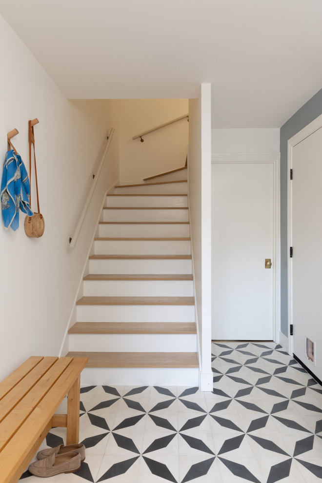 Minimalist staircase photo in San Francisco