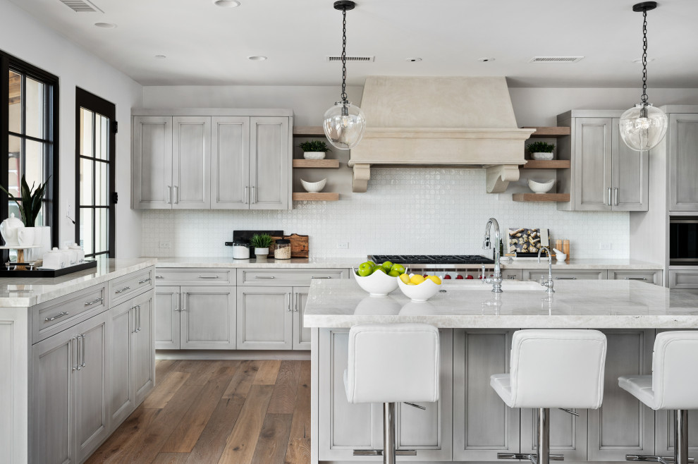 Example of a transitional kitchen design in Phoenix