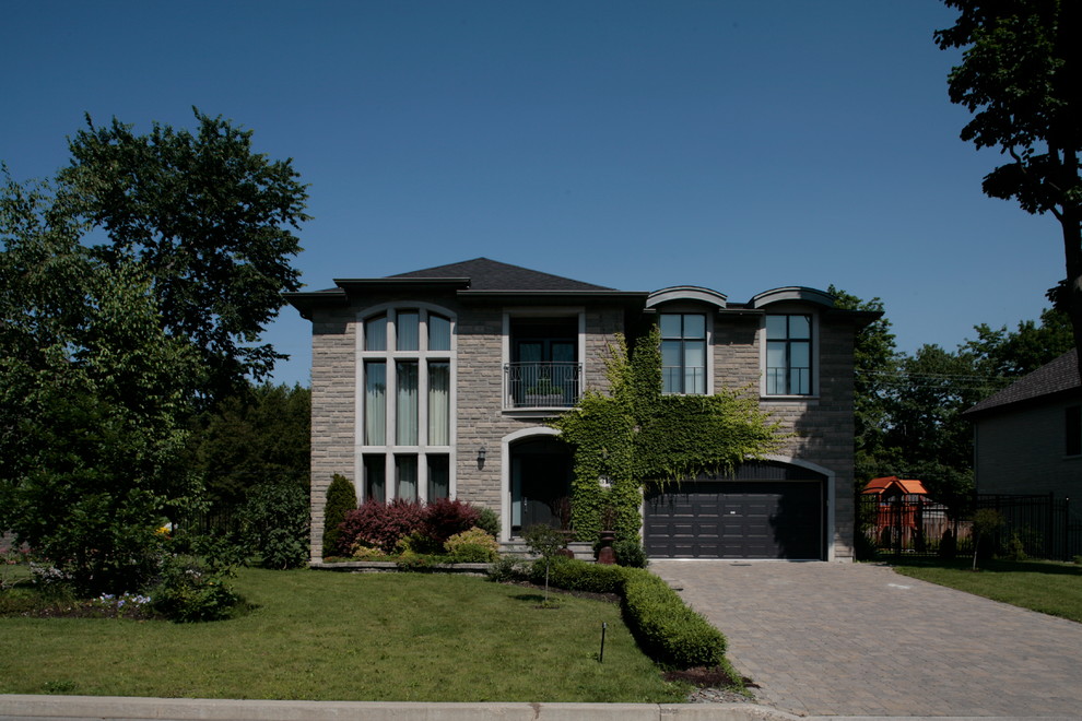 This is an example of a contemporary exterior in Montreal.
