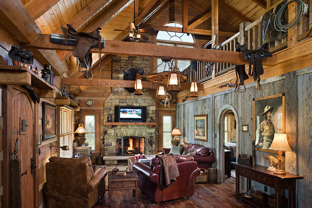 Log home with barn wood and Western decor - Traditional ...