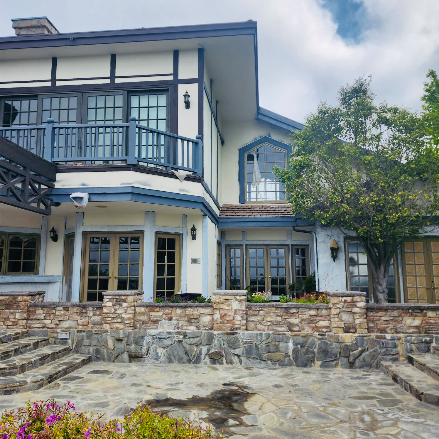 Beverly Hills Crest | Modern Exterior Luxury Tudor Home