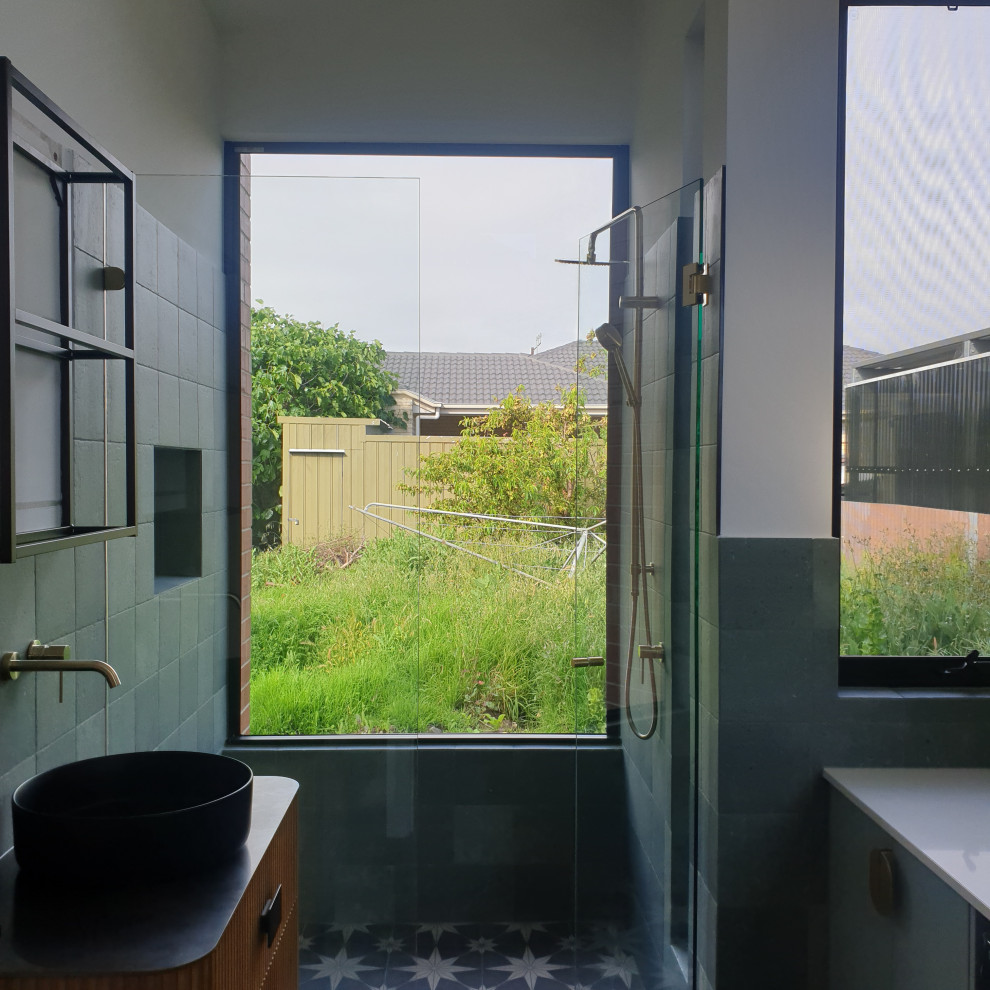 Blind for a window inside the shower? Houzz AU