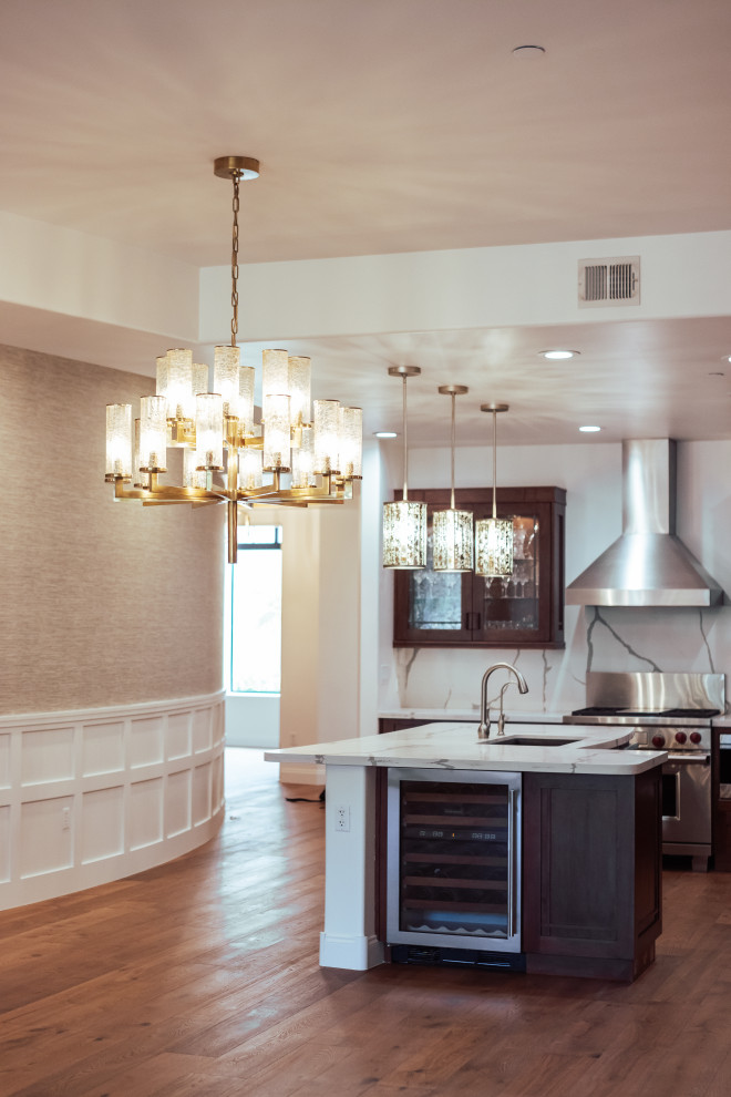 Home design - transitional home design idea in Phoenix