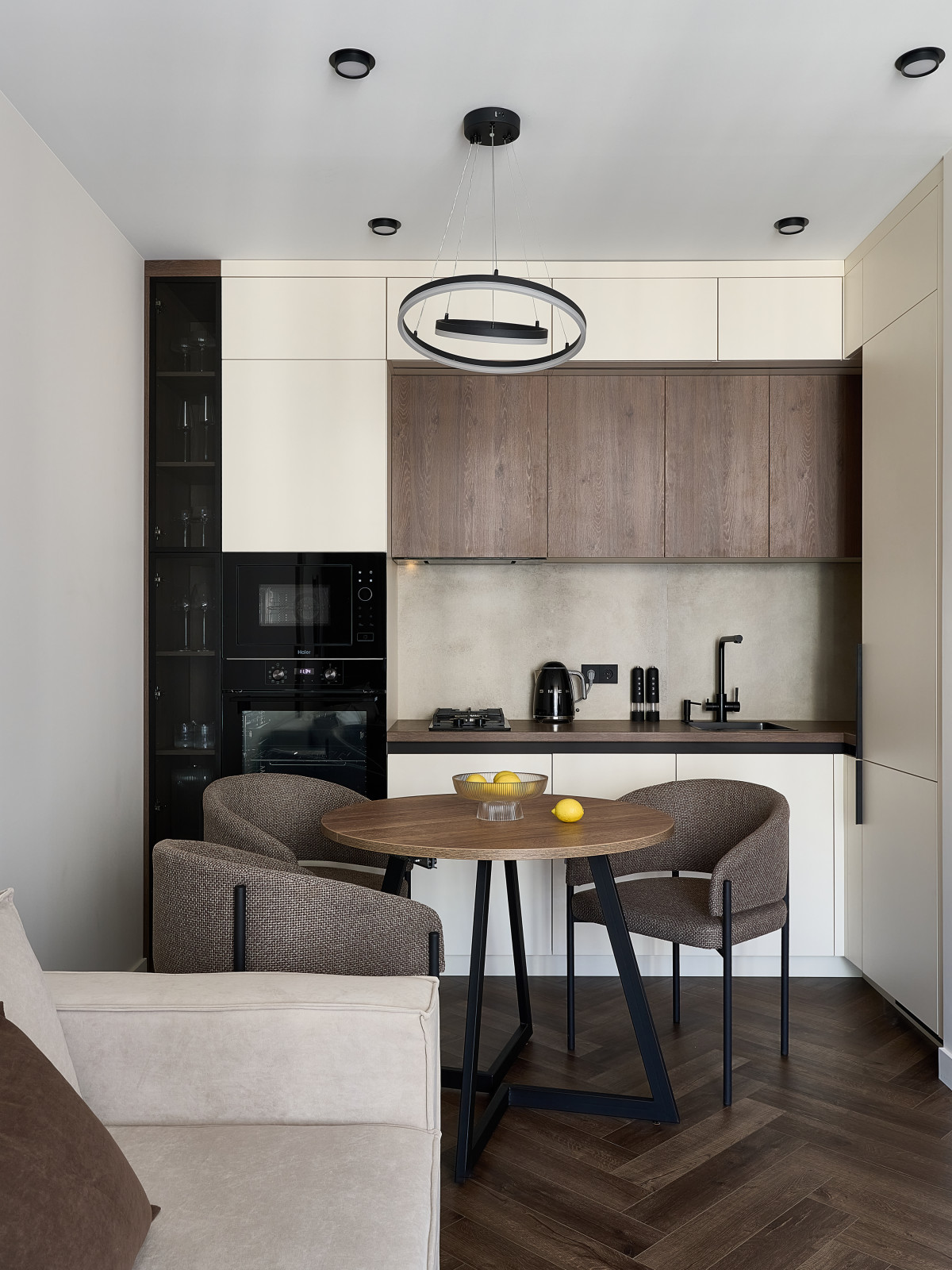 Квартира по дизайн-проекту студии 9.10 interior. Санкт-Петербург