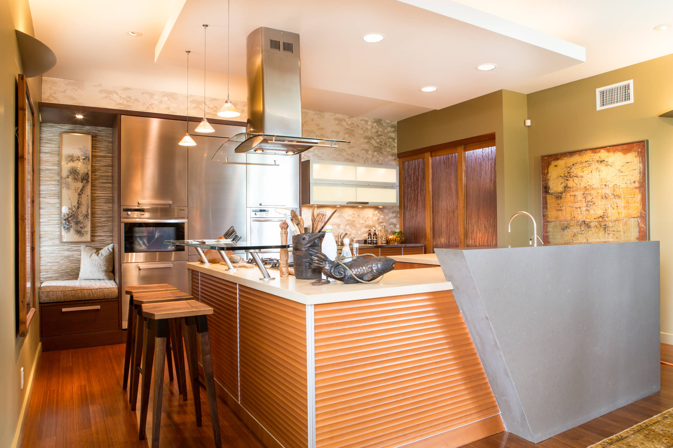 Houzz Tour: Modern Japanese Penthouse Atop a Designer’s Office