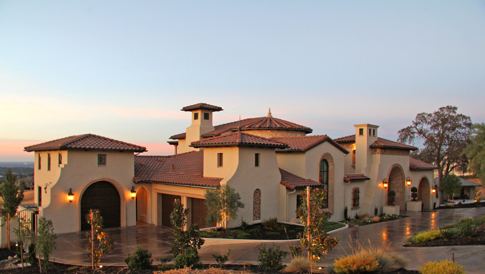 This is an example of a mediterranean exterior in Sacramento.
