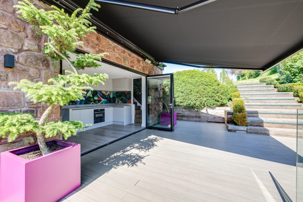 Garage Conversion to Man Pad