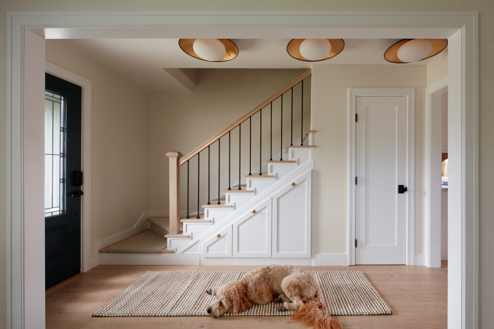 Transitional entryway photo in San Francisco