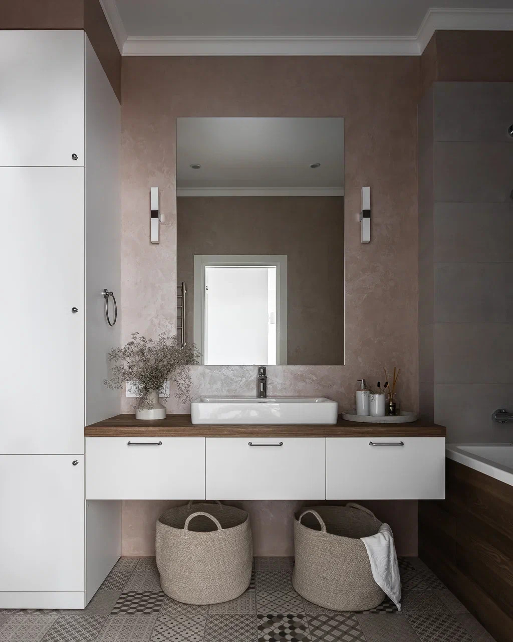 Светлая квартира с видом в Челябинске 120м/кв