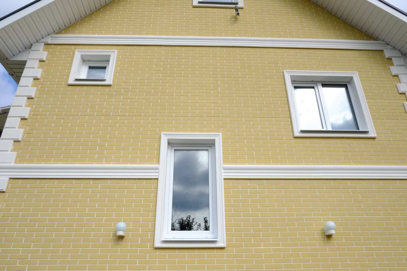 Теплосайдинг : утепление и отделка.