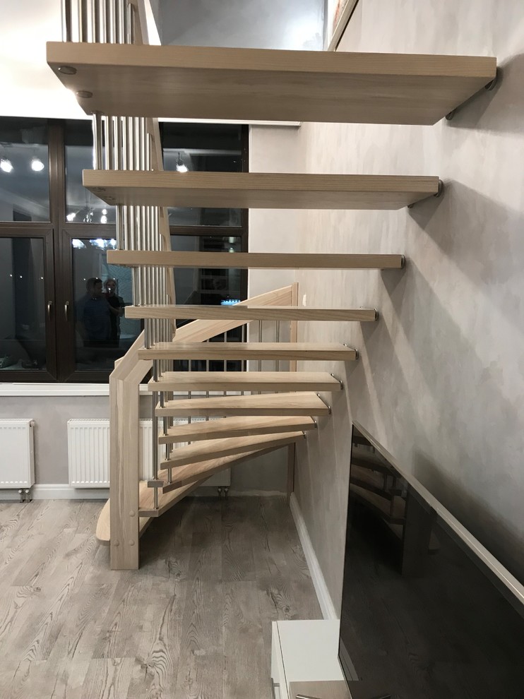 Лестница в двухуровневой квартире