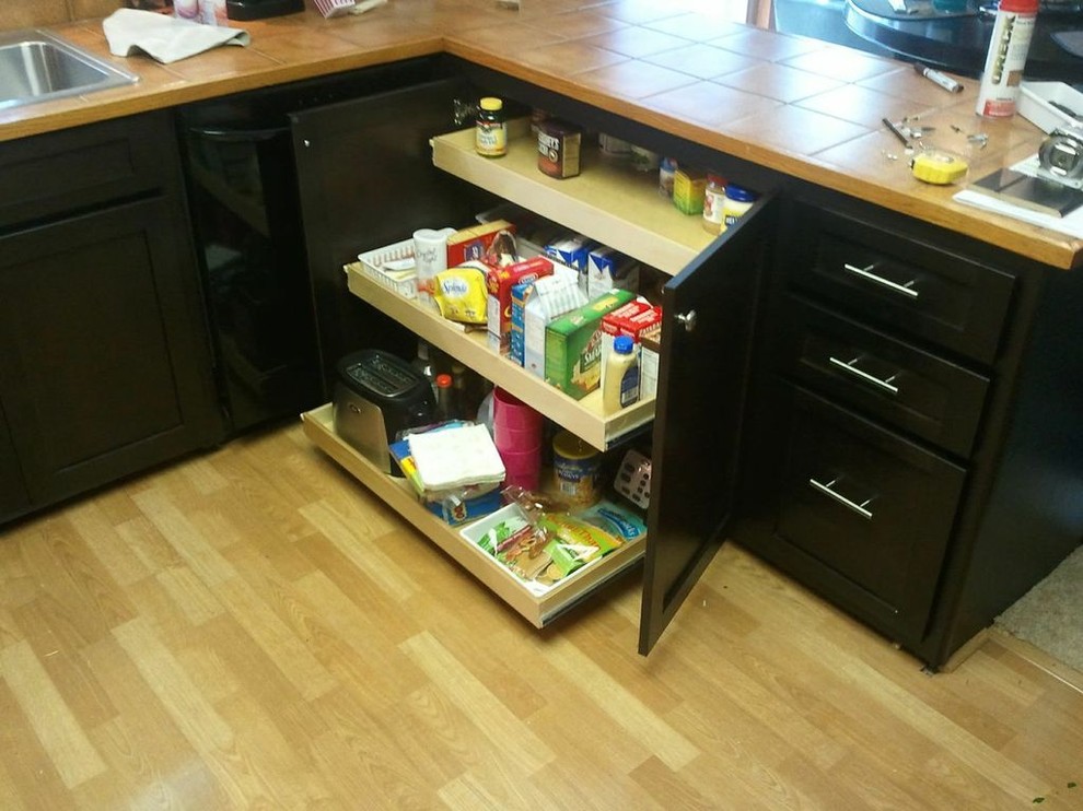 Traditional kitchen in Columbus.