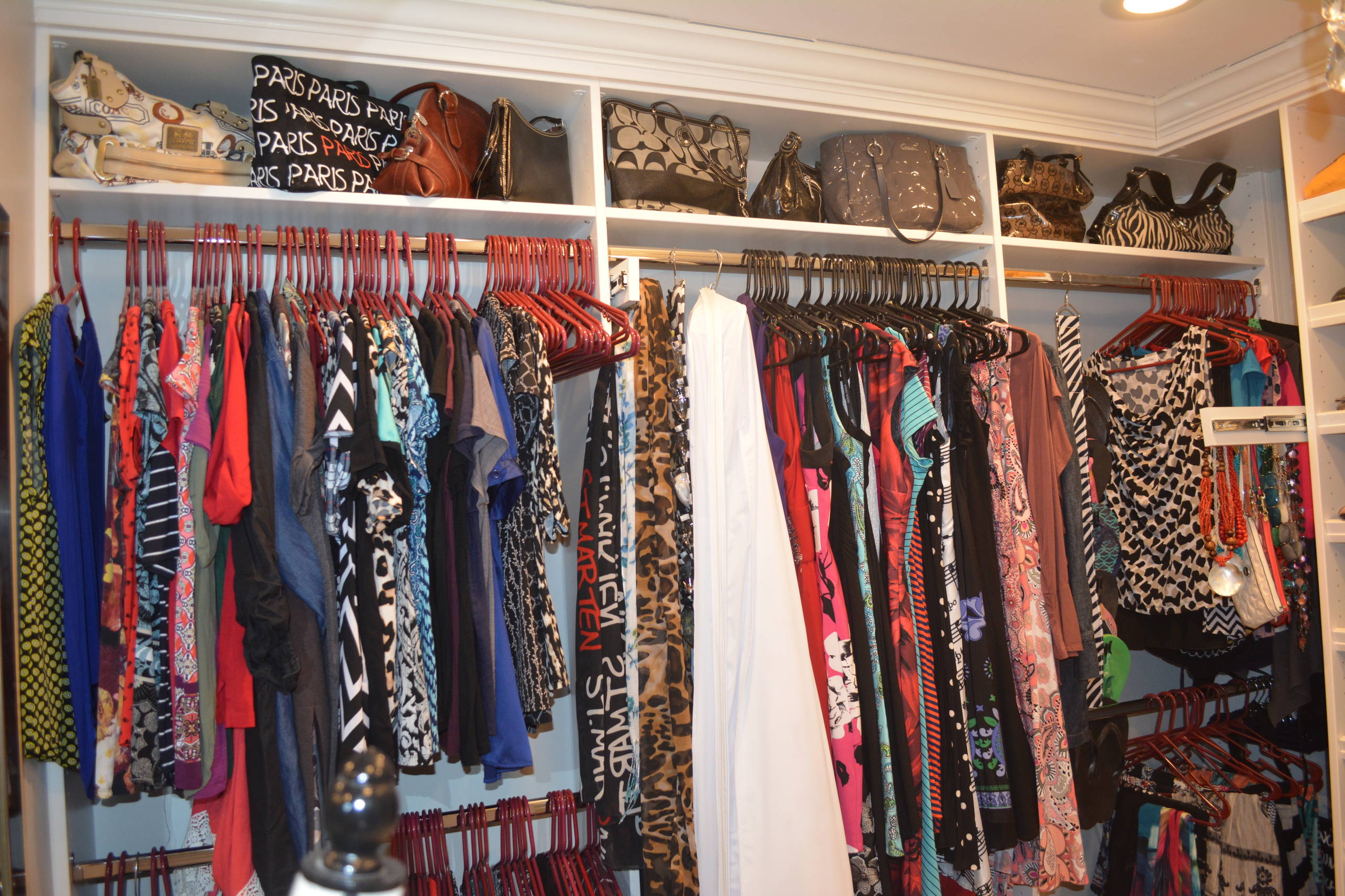 Master Suite Closet & Bathroom