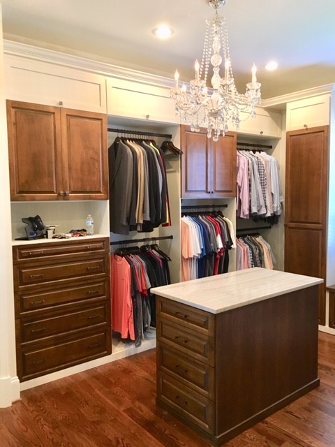 Two Tone Dressing Room