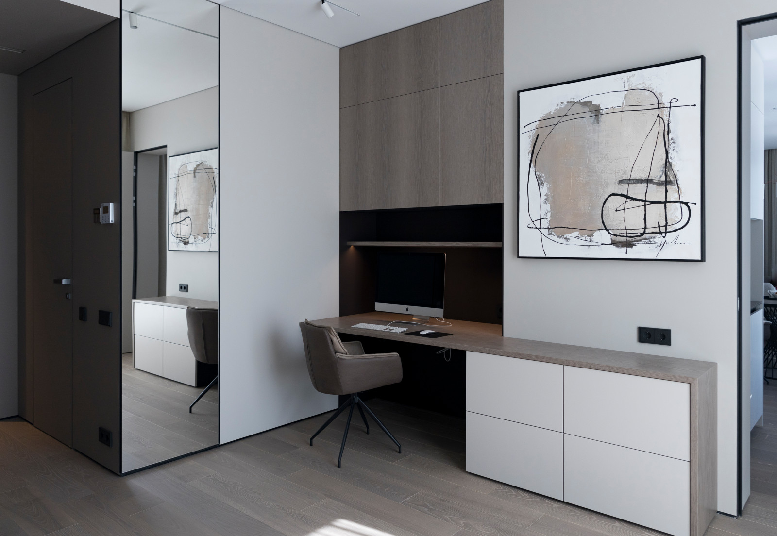 светлая квартира в ЛАХТА Plaza