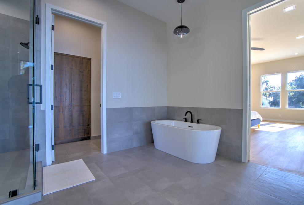 Custom Home - Lake Santa Fe, FL
