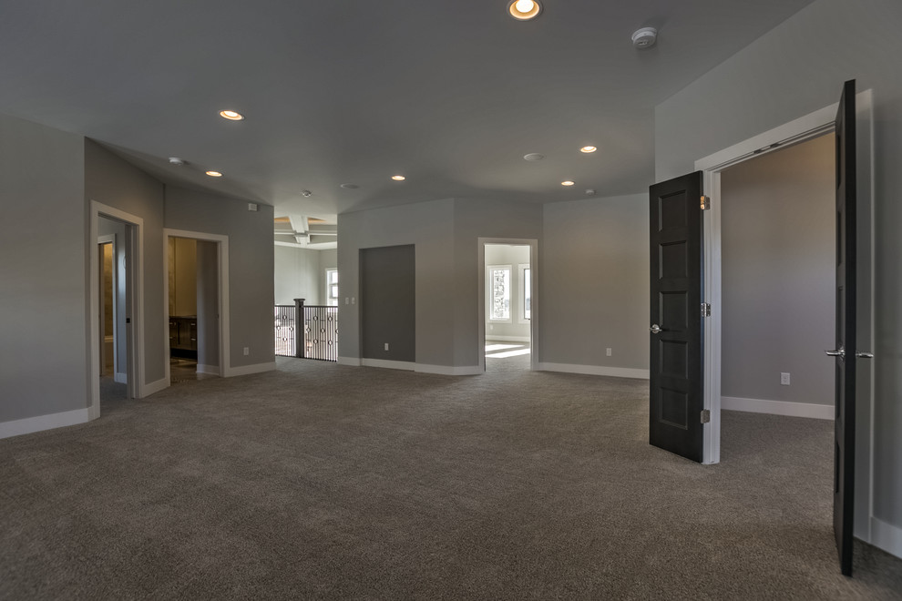 Home design - transitional home design idea in Omaha