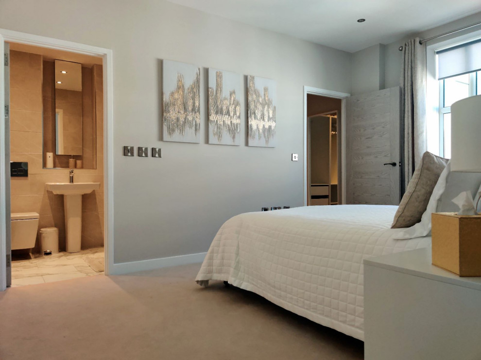 3 Bedroom Flat - Acton - Fully refurbished