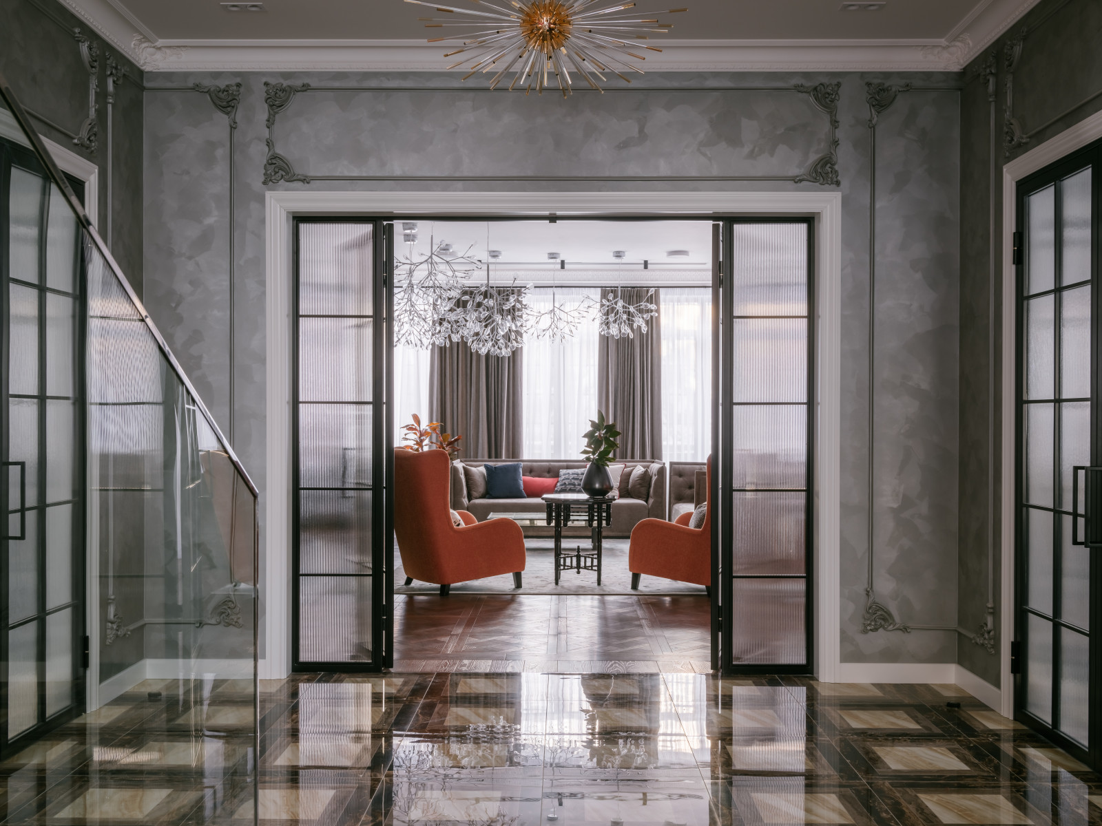 Стилизация загородного дома в КП Довиль