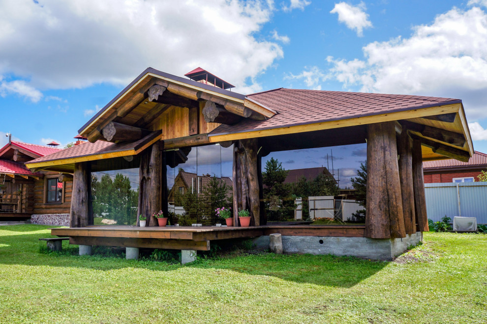 Беседка post&beam с безрамным остеклением