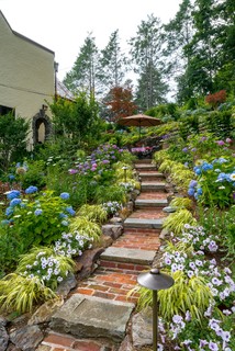 75 Hillside Brick Landscaping Ideas You'll Love - December, 2023