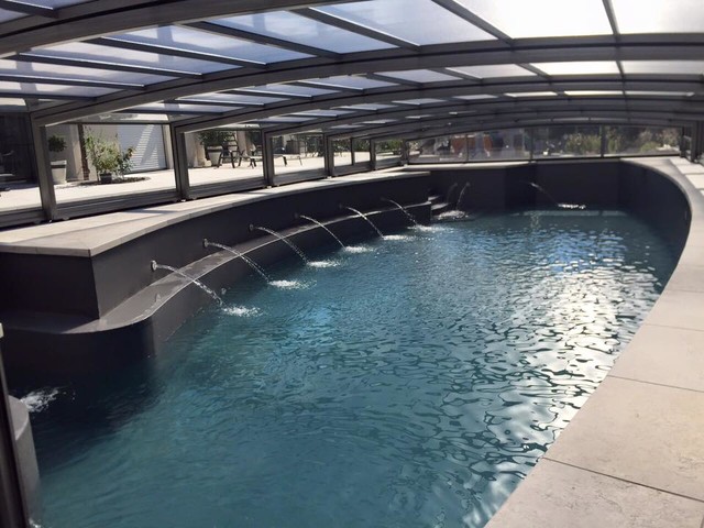 Schwimmbecken pool