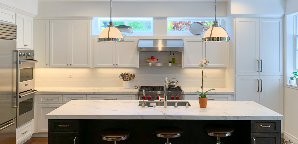 Kitchen Reface and Living Room Remodel