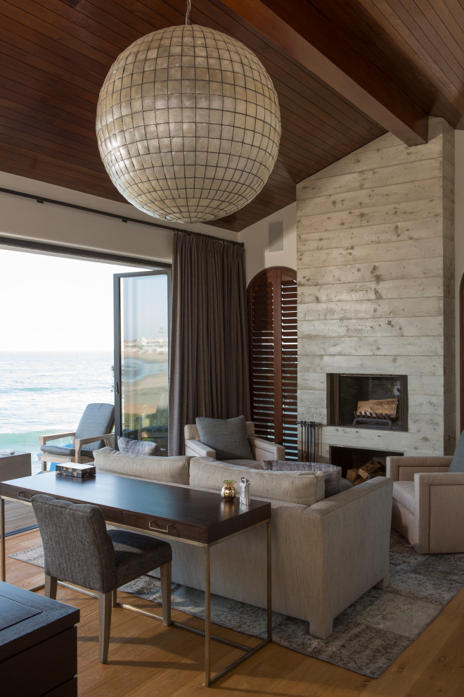 This is an example of a beach style living room in Los Angeles.