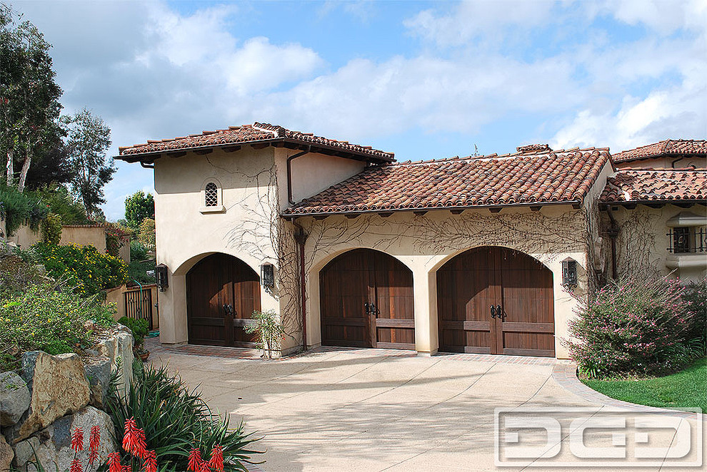 Inspiration for a mediterranean shed remodel in San Diego