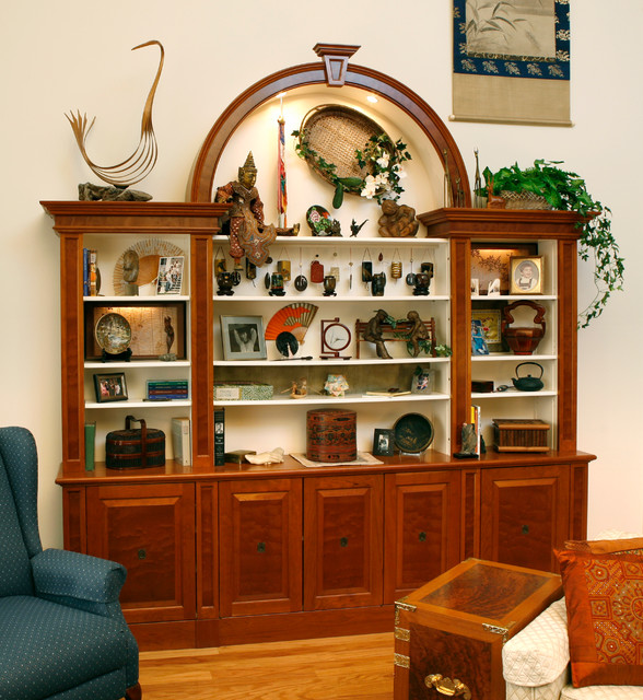 Display cabinet - Traditional - Living Room - New York - by Essential