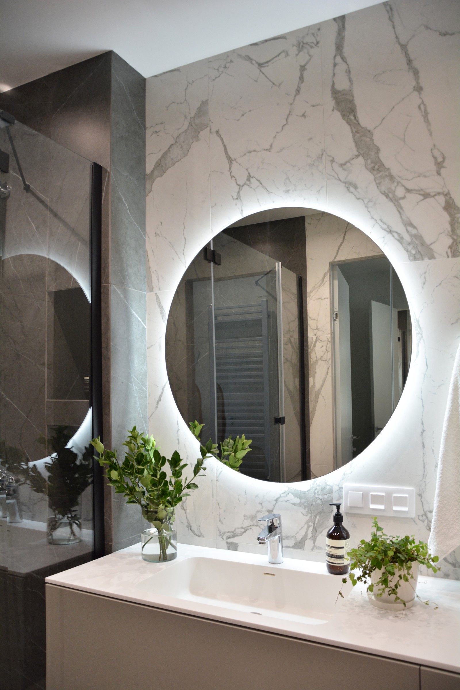 Стильная квартира для молодой семьи с собакой