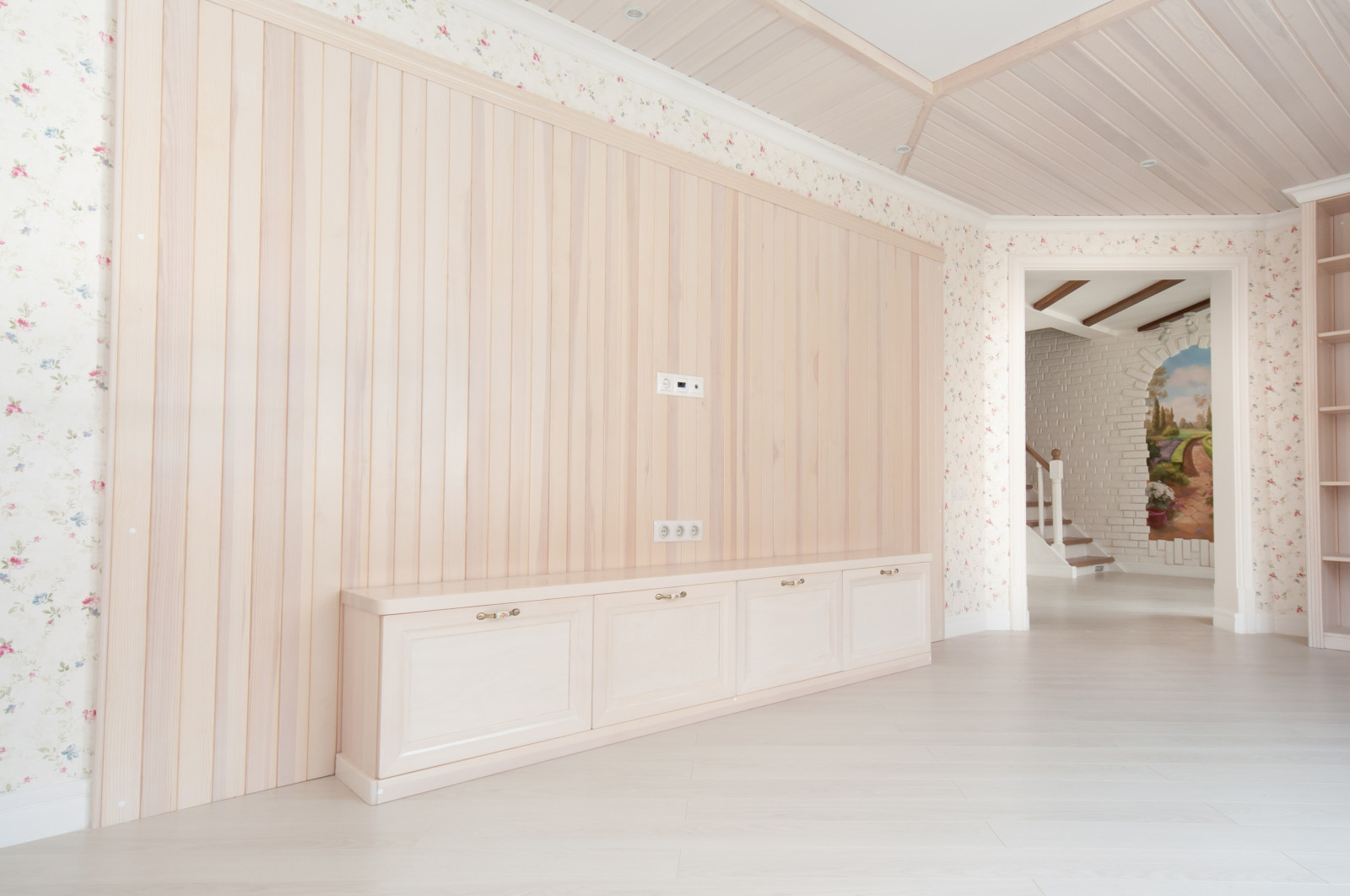 Мебель для гостиной в загородном доме