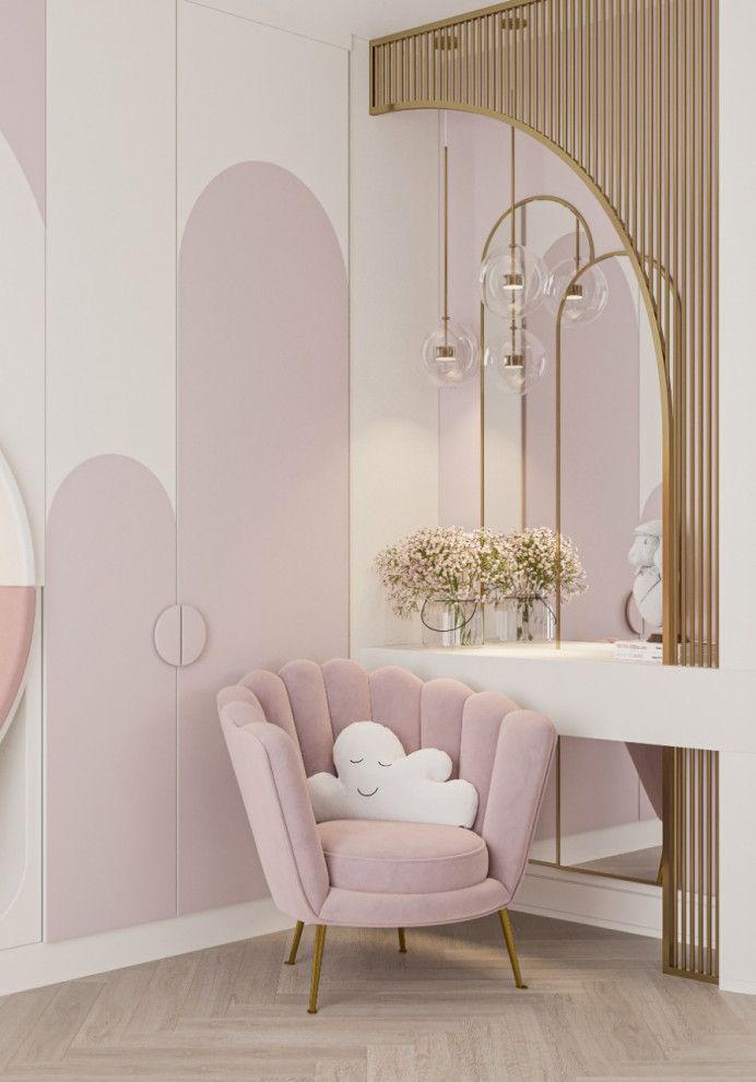 Gentle girl's bedroom