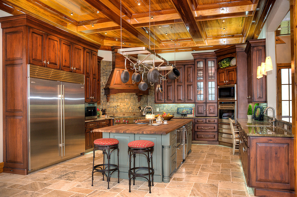 Kitchen - rustic kitchen idea